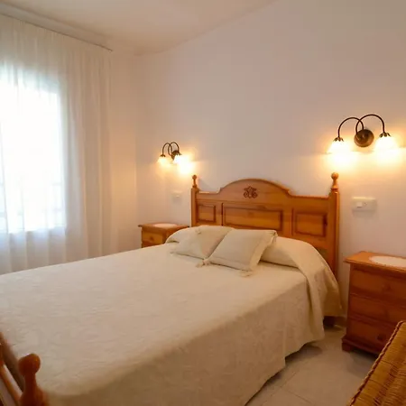 Enric Serra 54 * L' Escala